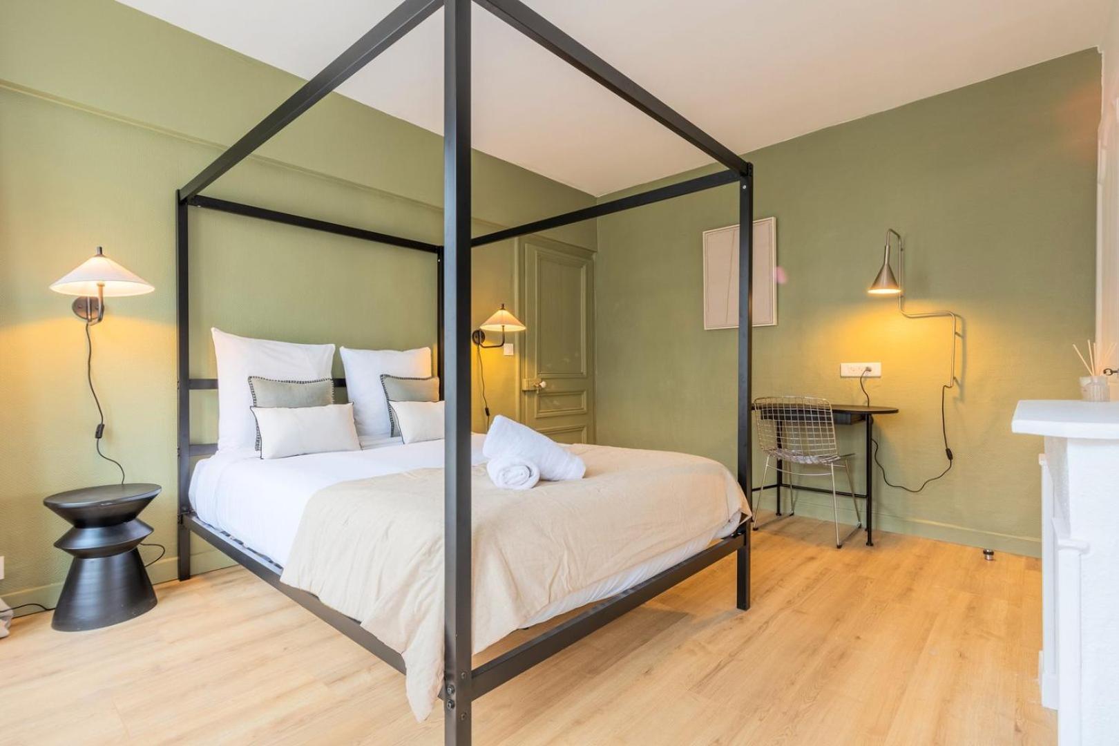 3 Bedroom Apartment On The Grand Place Лилль Экстерьер фото